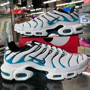 Nike Air Max Plus Turbo Green Size 9
